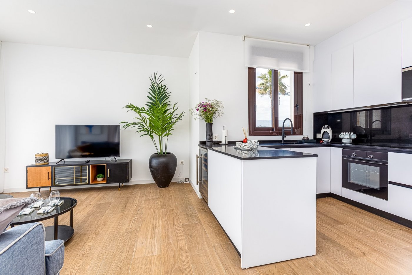 Luxusvilla szuper áron Finestraton - Kép 4