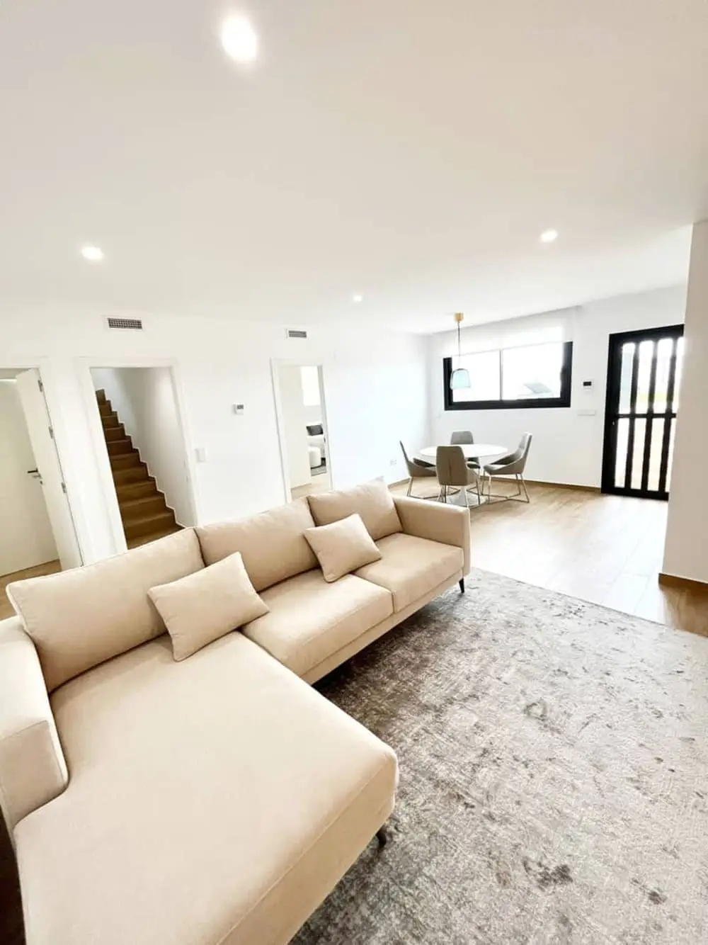 Új építésű luxusvillák Algorfában - Kép 17