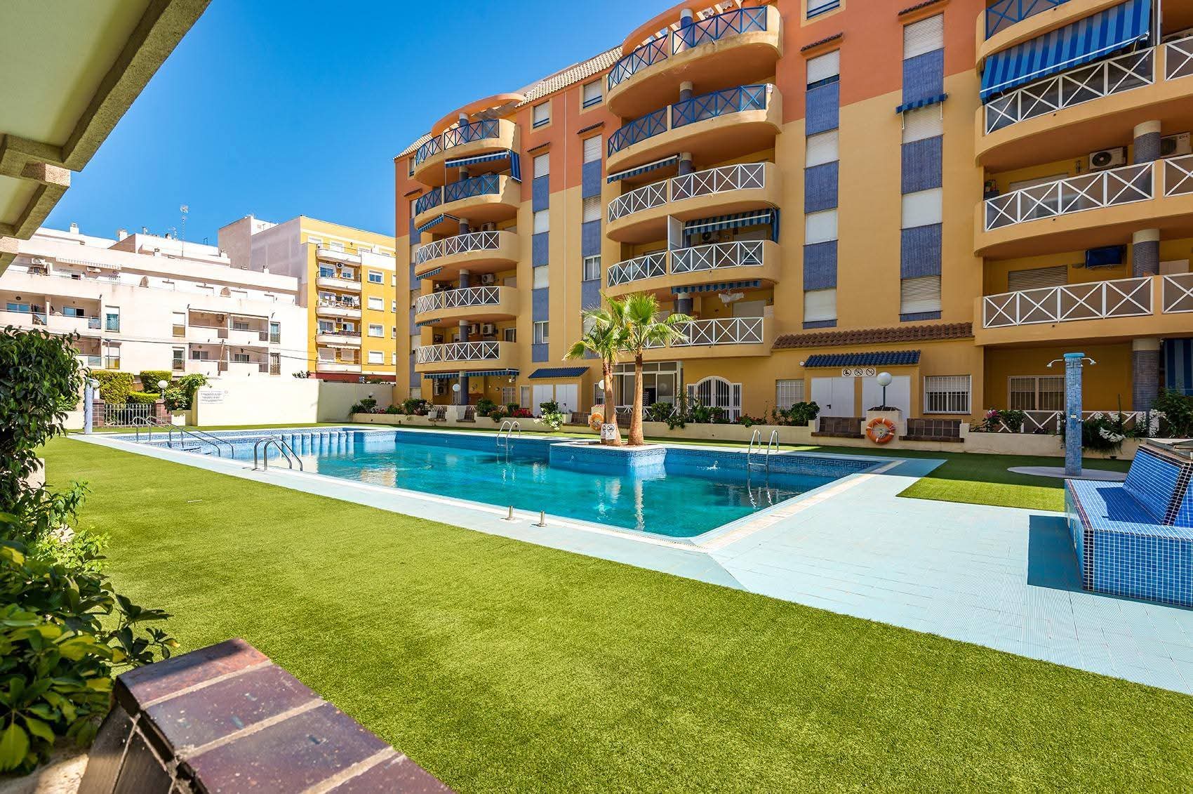 Gyönyörű apartman 105 ezer Euróért Torreviejában!