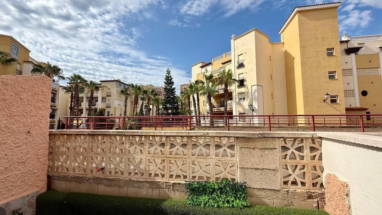 Felújított bungaló Torreviejában - Kép 30