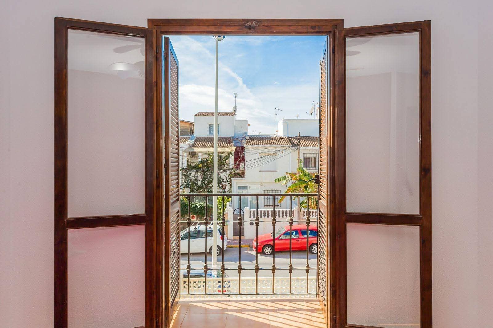 105 ezer Eurós apartman Torreviejában - Kép 3